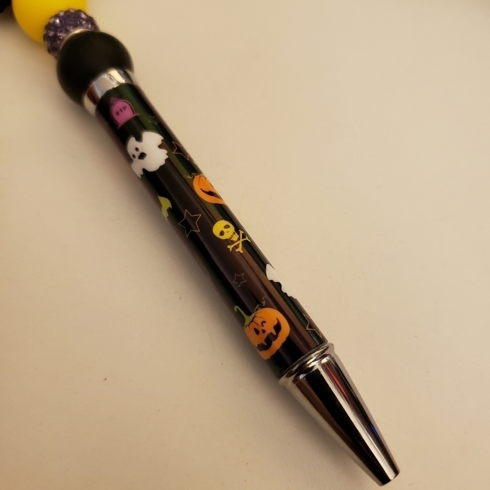 Handmade Hocus Pocus Sanderson Sisters Beaded Silicone Focal Bead Pen - Picture 3 of 3